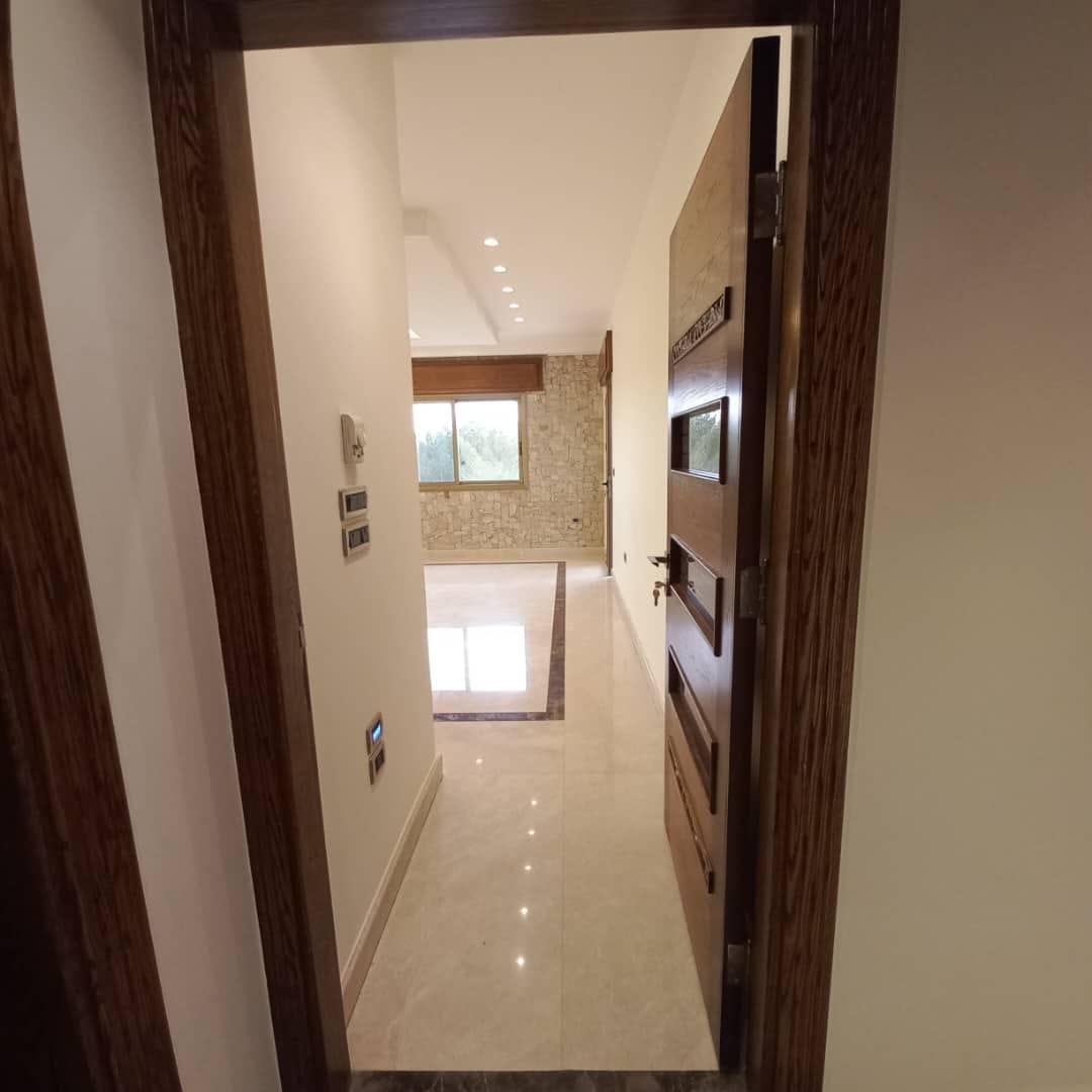 للبيع شقة سكنية بدمشق منطقه المالكي طلعة مشفى الشامي