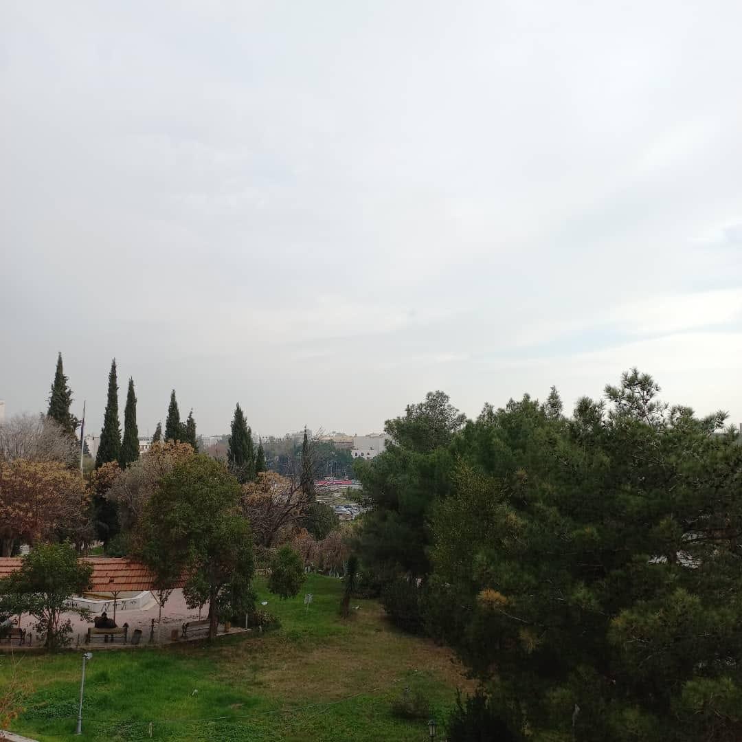 للبيع شقة سكنية بدمشق منطقه المالكي طلعة مشفى الشامي