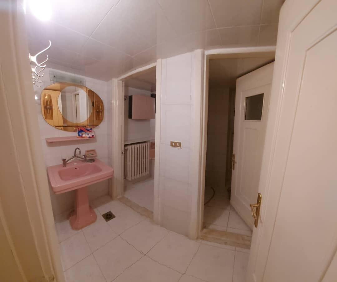 للبيع منزل في دمشق المالكي امتداد القاعة الشامية ارضي مع حديقة