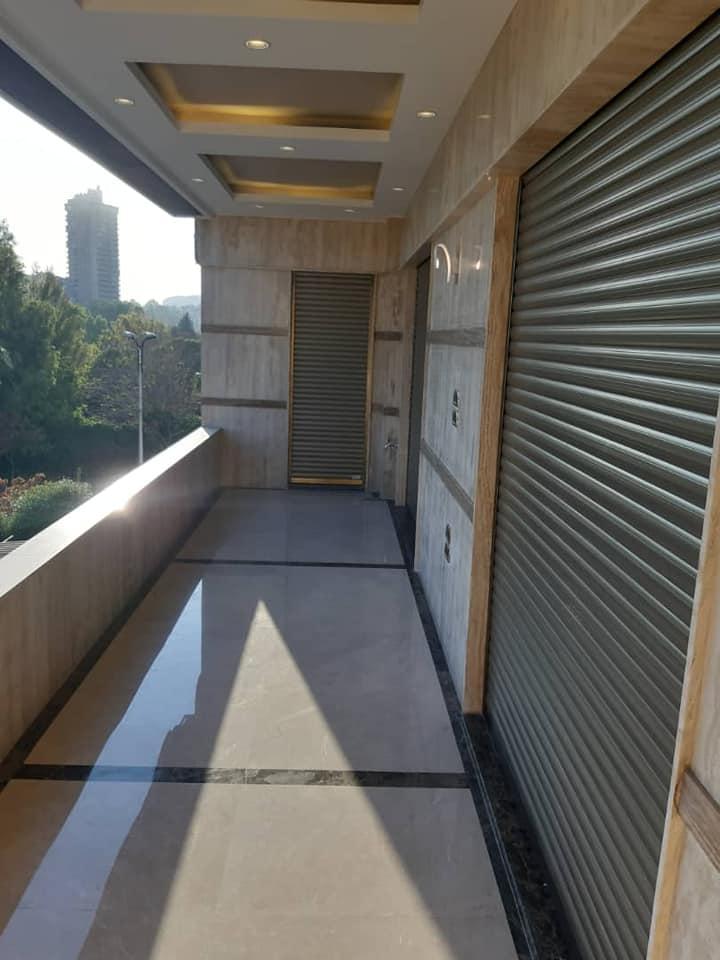 للبيع شقة سكنية بدمشق منطقه المالكي طلعة مشفى الشامي