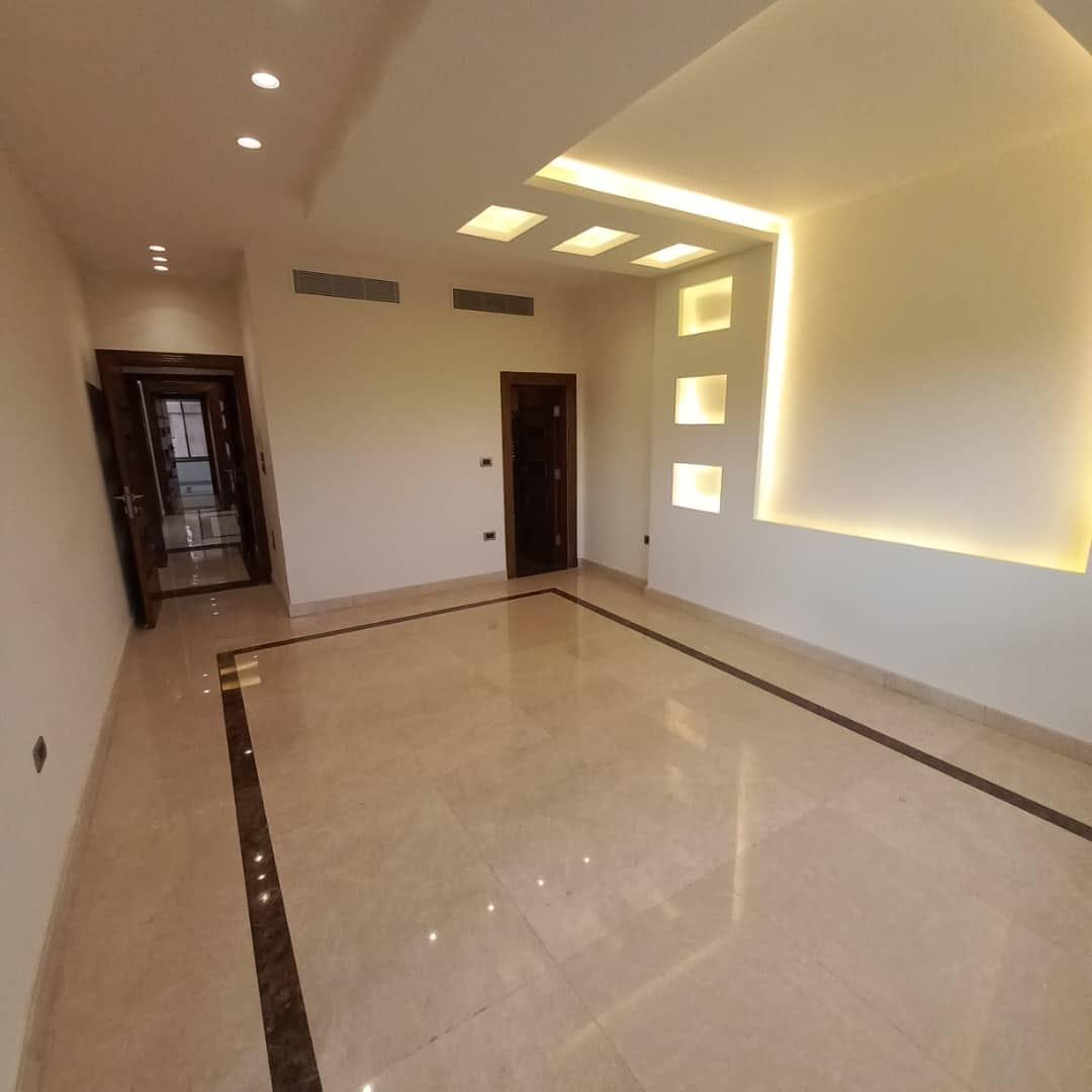 للبيع شقة سكنية بدمشق منطقه المالكي طلعة مشفى الشامي