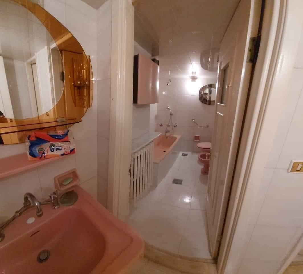 للبيع منزل في دمشق المالكي امتداد القاعة الشامية ارضي مع حديقة