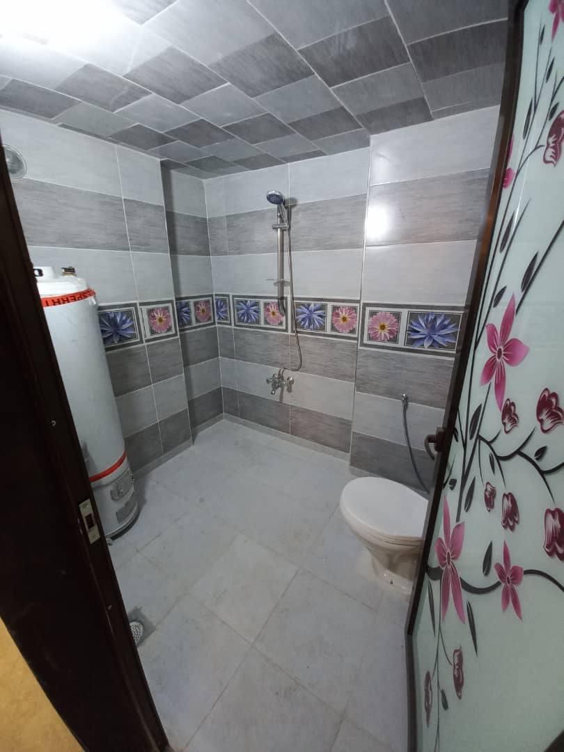 للبيع شقا سكنيه بيت سحم قرب صيدليه دوار جمل