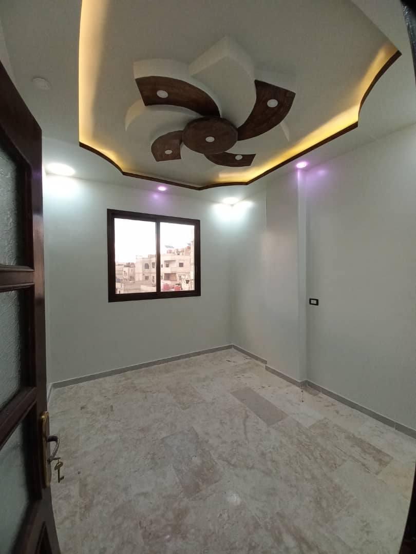 للبيع شقا سكنيه بيت سحم قرب صيدليه دوار جمل