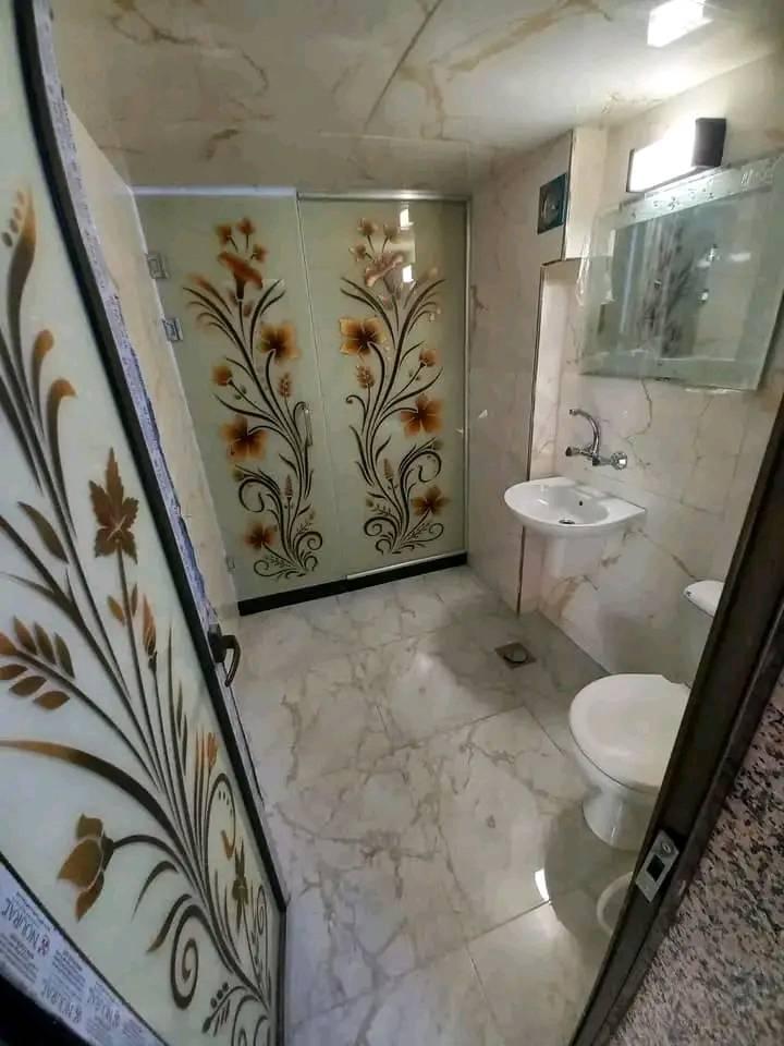 للبيع شقه سيدي مقداد عشارع العام مباشرة زاويه اطلاله مفتوحه