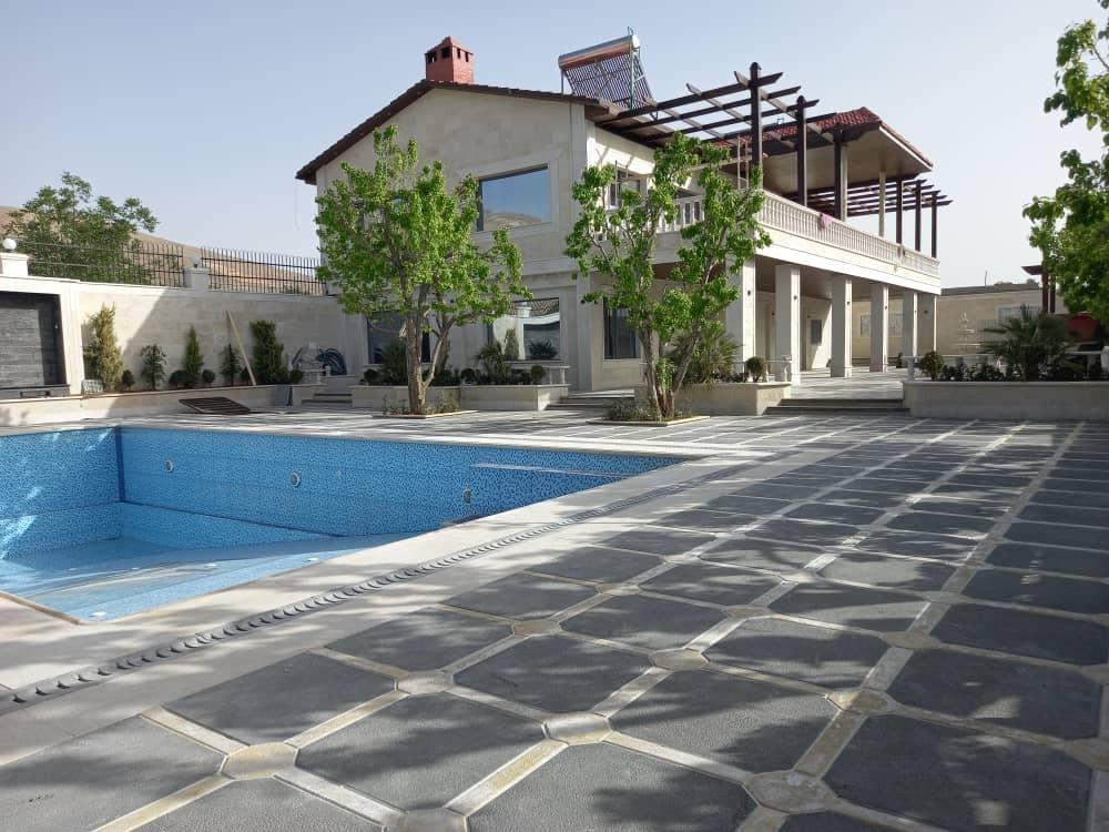 فيلا ملكية للبيع سهل مضايا جانب كازية السعيد