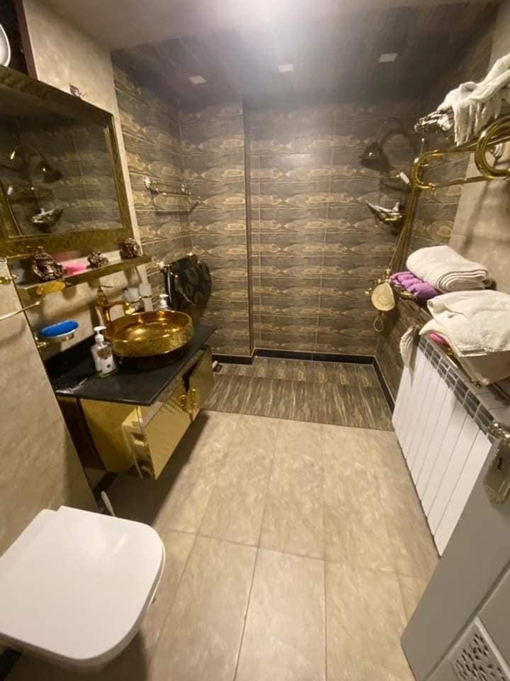 للبيع شقة حي الشريعة نزلة الكردي