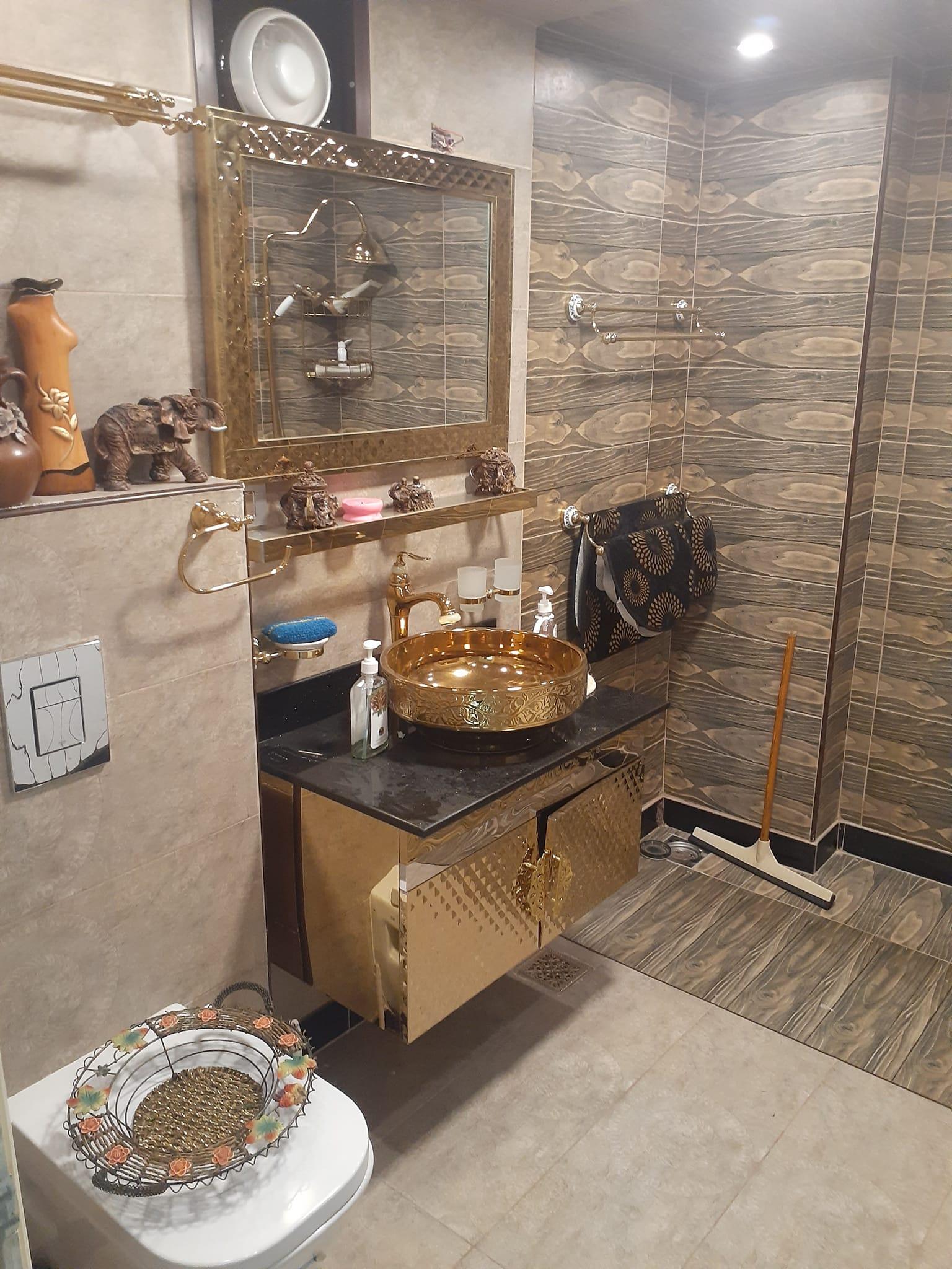 للبيع شقة حي الشريعة نزلة الكردي