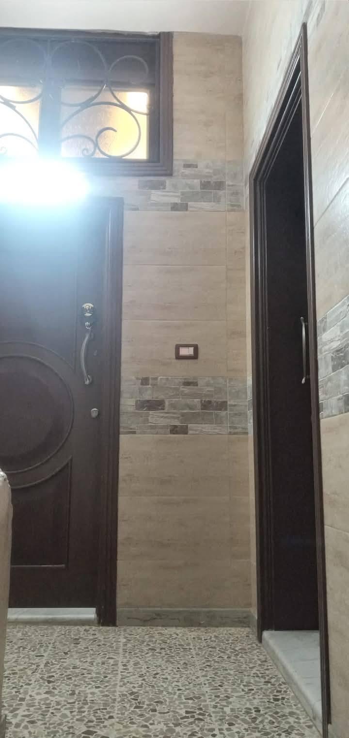 للبيع شقة أرضية زاوية بقرب من مفرق البياض سوبرديلوكس