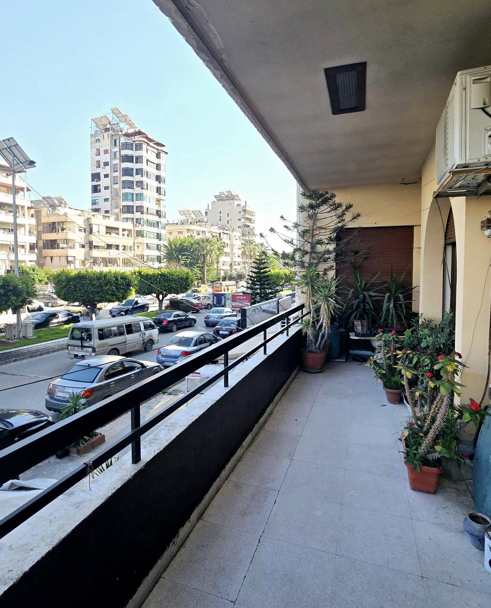 شقة للبيع في اللاذقيه - أوتستراد الزراعة