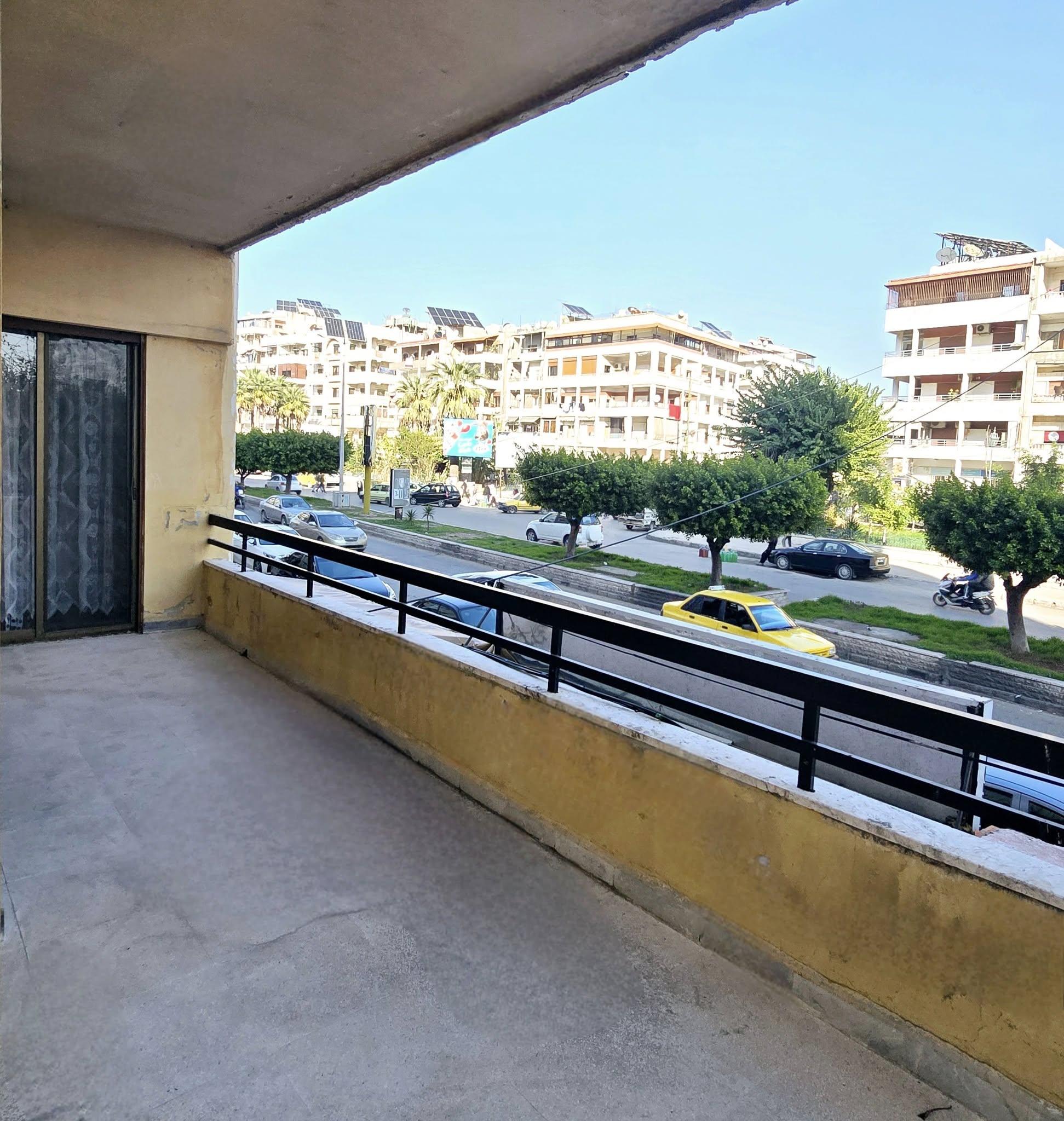 شقة للبيع في اللاذقيه - أوتستراد الزراعة