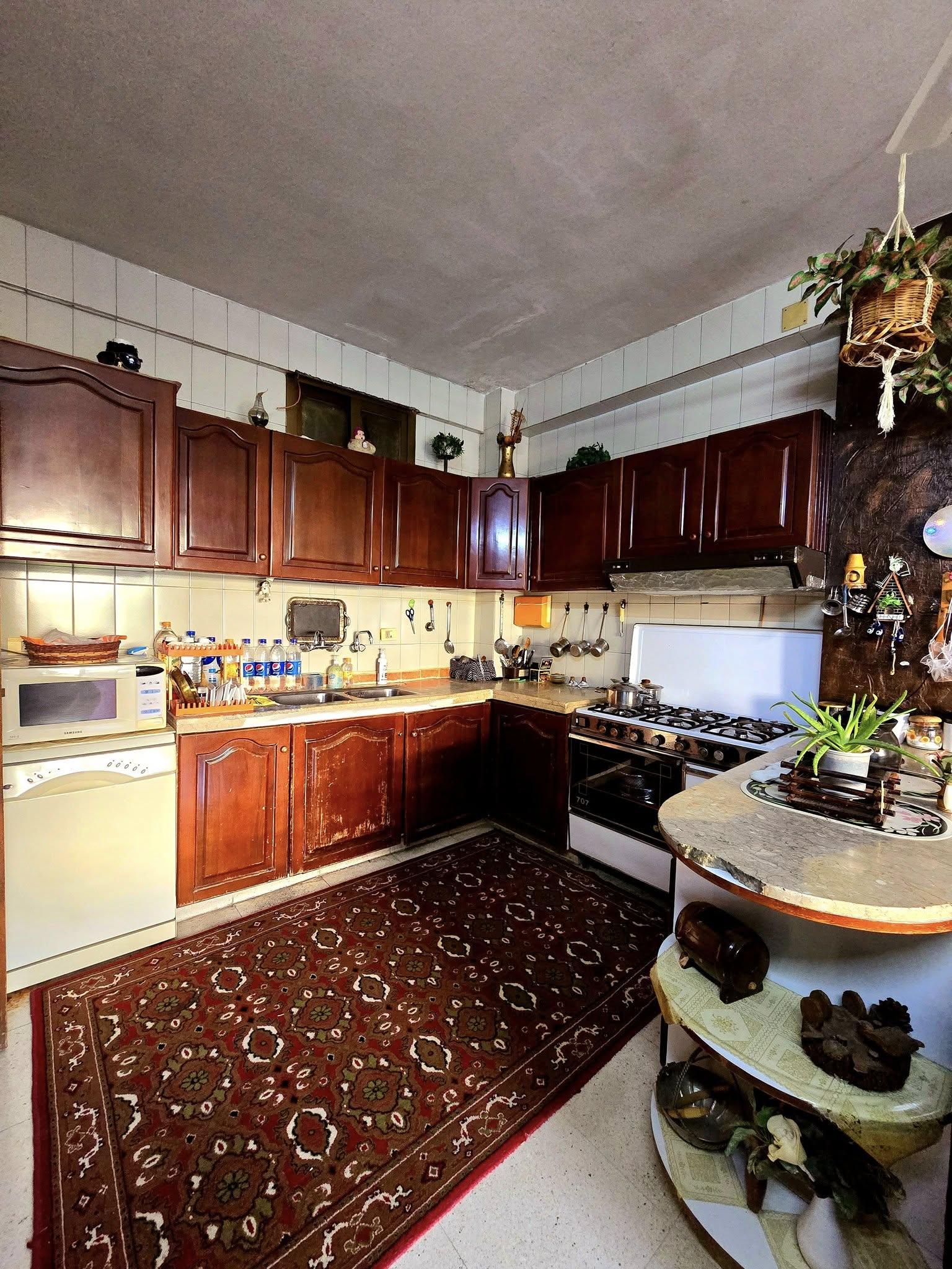 شقة للبيع في اللاذقيه - أوتستراد الزراعة