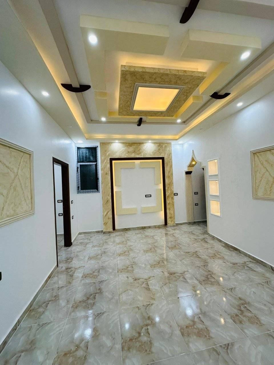 منزل للبيع شقة طابق ثاني فني واجهة في معضمية الشام