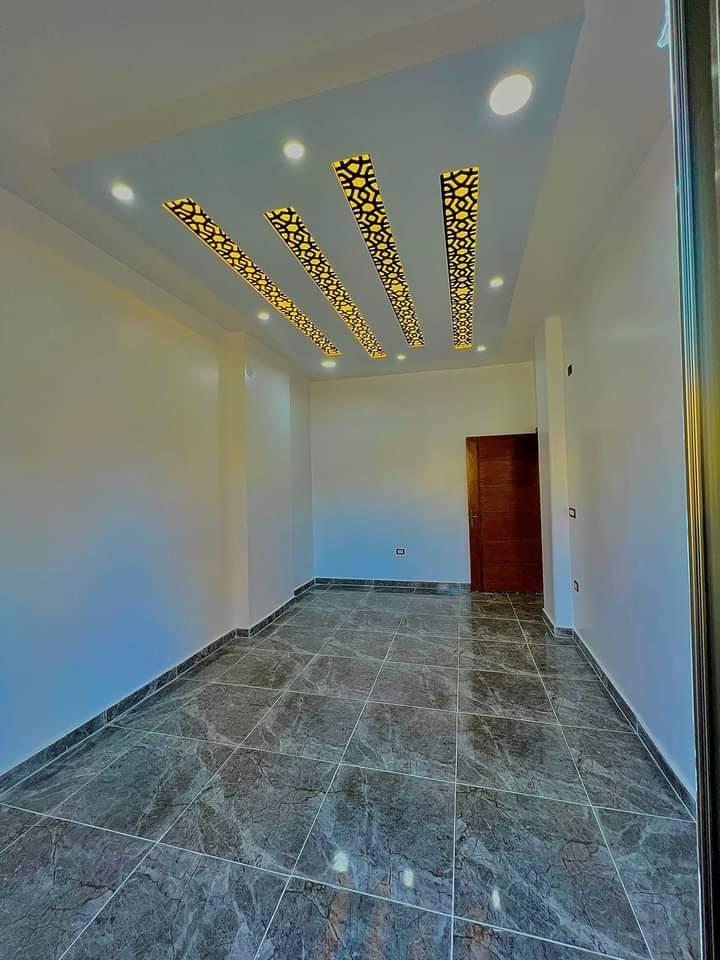 للبيع شقة بمعضمية الشام طابق ثالث المساحة 115م