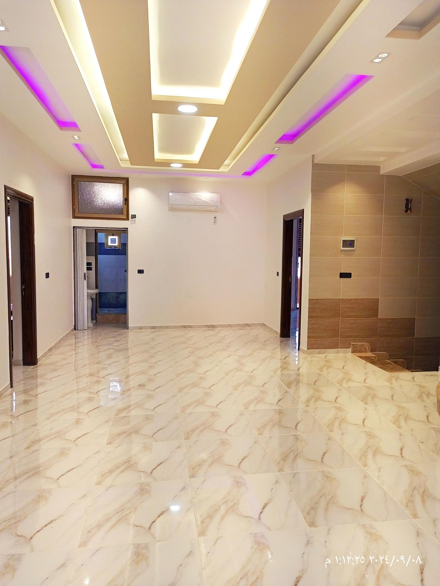 للبيع فيلا في زهرة المدائن الأولى تشطيب جديد سوبر ديلوكس