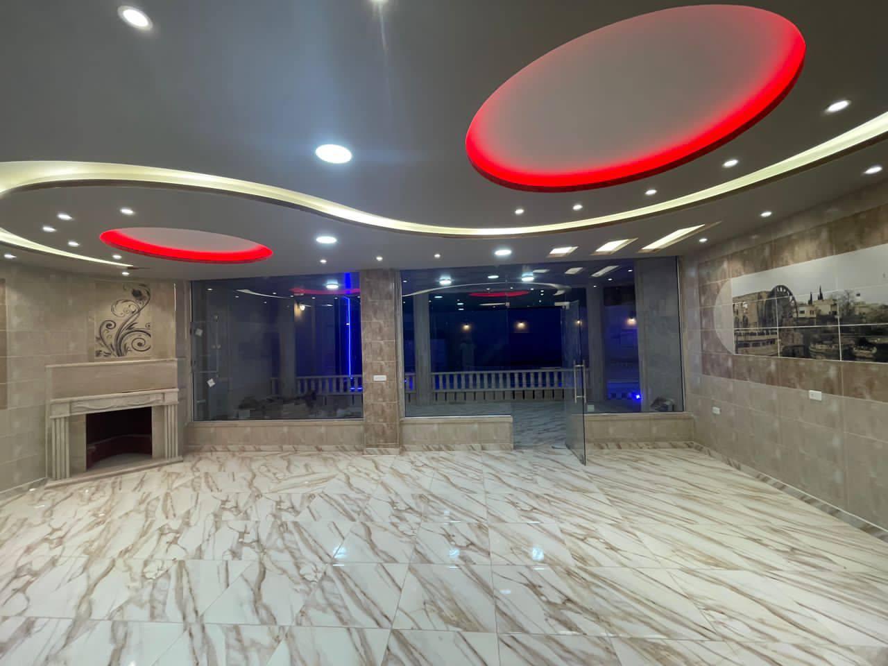 فيلا مميزة واكساء جديد سوبر ديلوكس طريق حمص مساحة 1000 متر