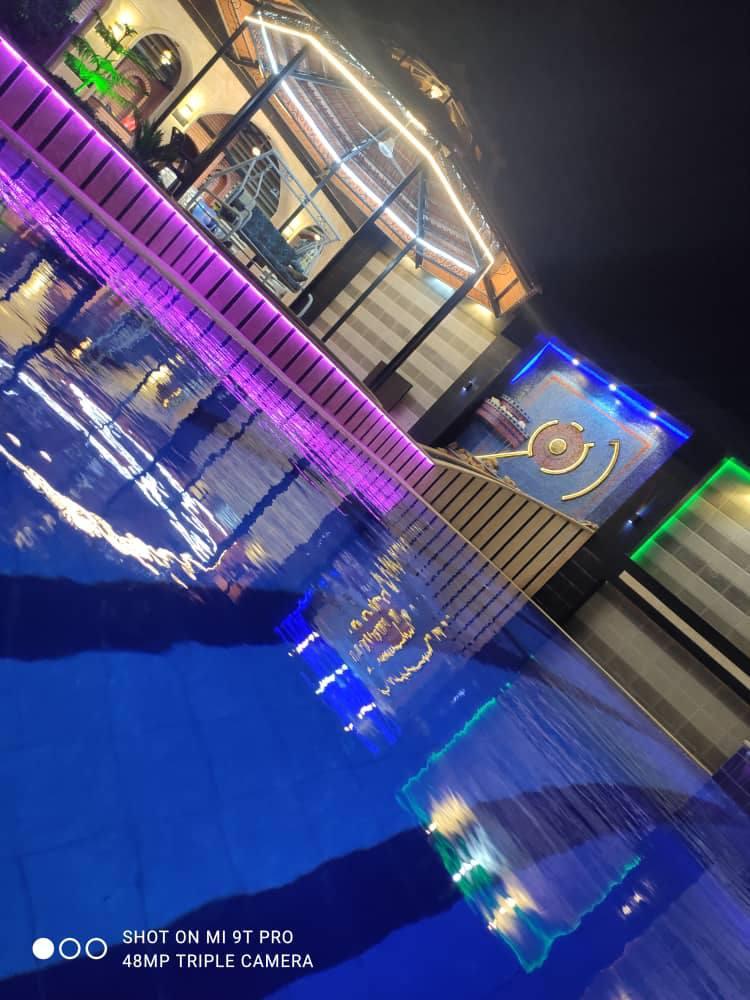 للبيع مزرعه بزهرة المدائن اولى قرب الحاجز مساحة دنم ونص