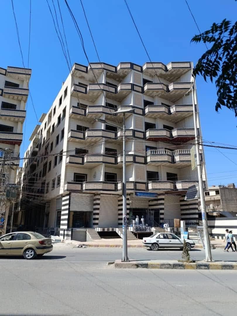 شقة للبيع في معضمية الشام شارع العام مساحة ١٥٠  متر