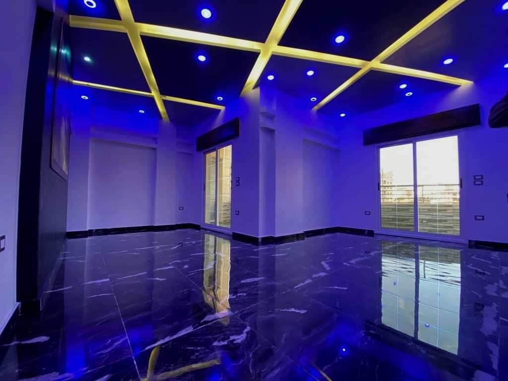 للبيع شقة في جديدة عرطوز البلد شارع الوزير طابق تاني سوكة