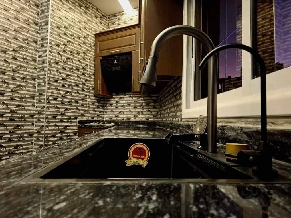 للبيع شقة في جديدة عرطوز البلد شارع الوزير طابق تاني سوكة