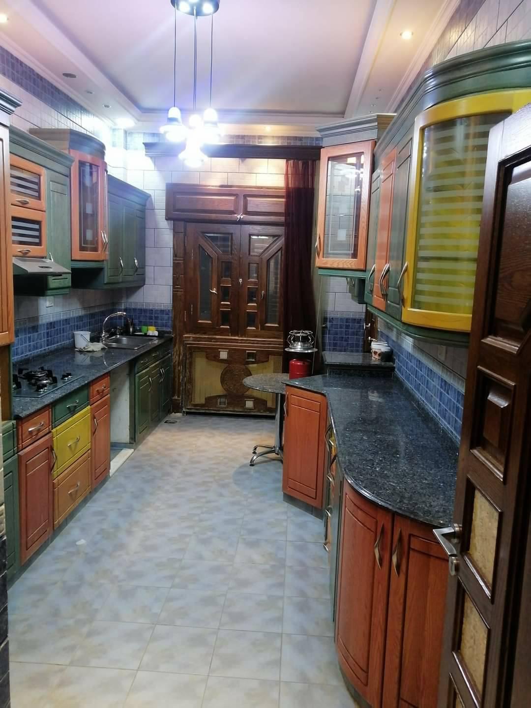 للبيع بيت بجمعية الزهراء عند جامع كعب بن مالك