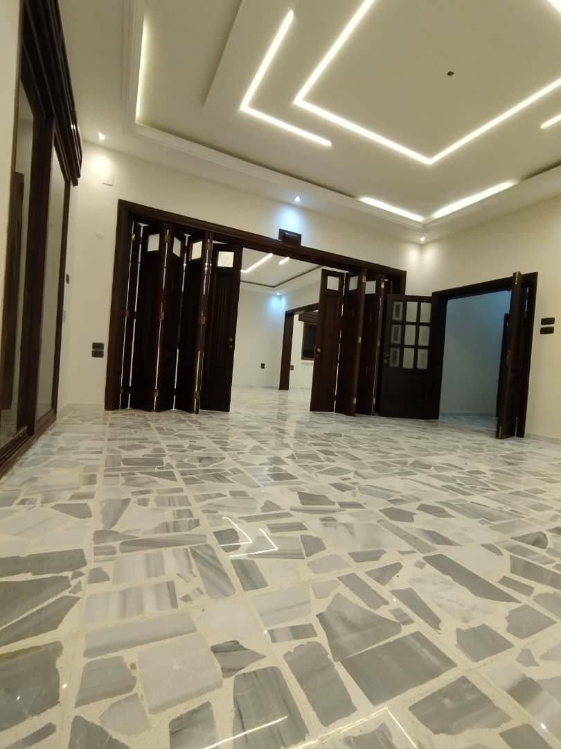 للبيع بيت بجمعية الزهراء بشارع الرقابة والتفتيش