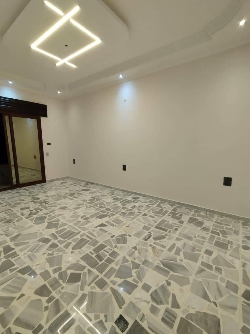 للبيع بيت بجمعية الزهراء بشارع الرقابة والتفتيش