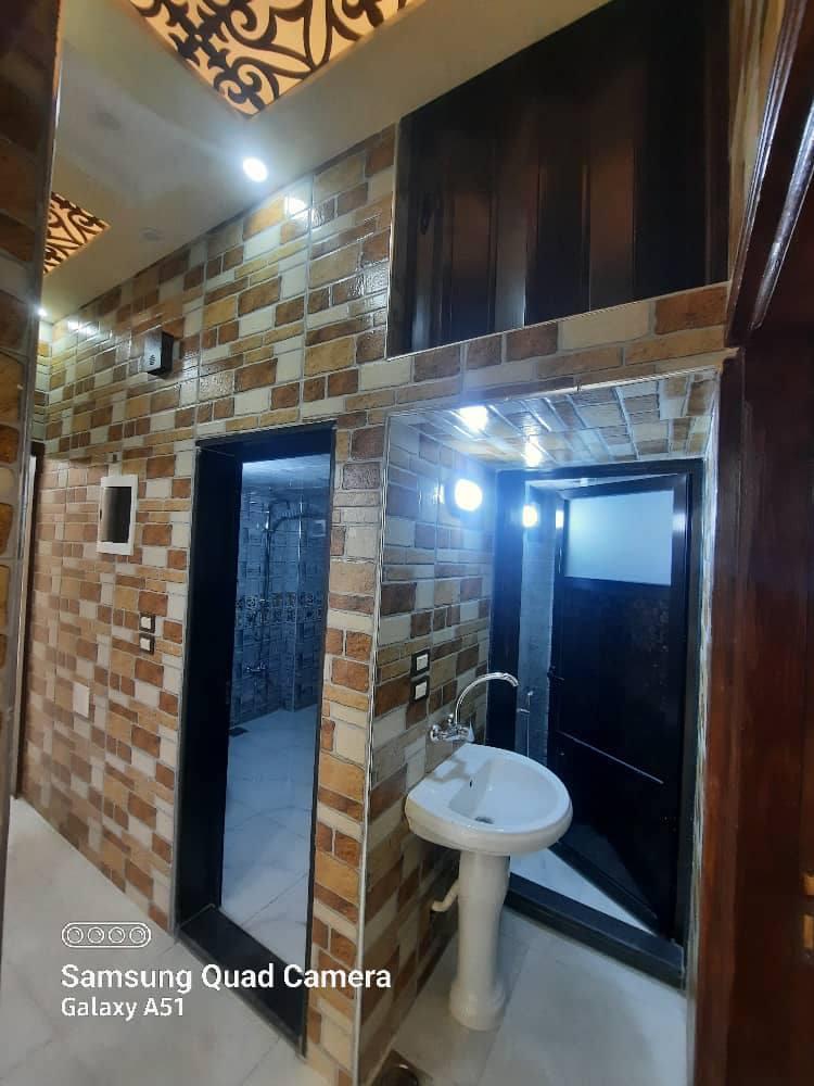 للبيع بالمعضمية شقة ط2 قريبة من الشارع العام وجنب جامع أبوبكر