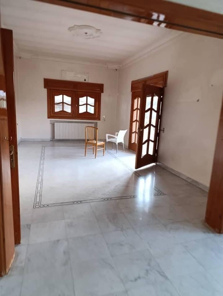 شقه للايجار فاضي - الشهباء الجديدة شارع الدايت