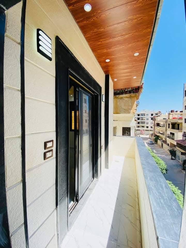 شقة للبيع ب معضمية الشام طابق تاني فني