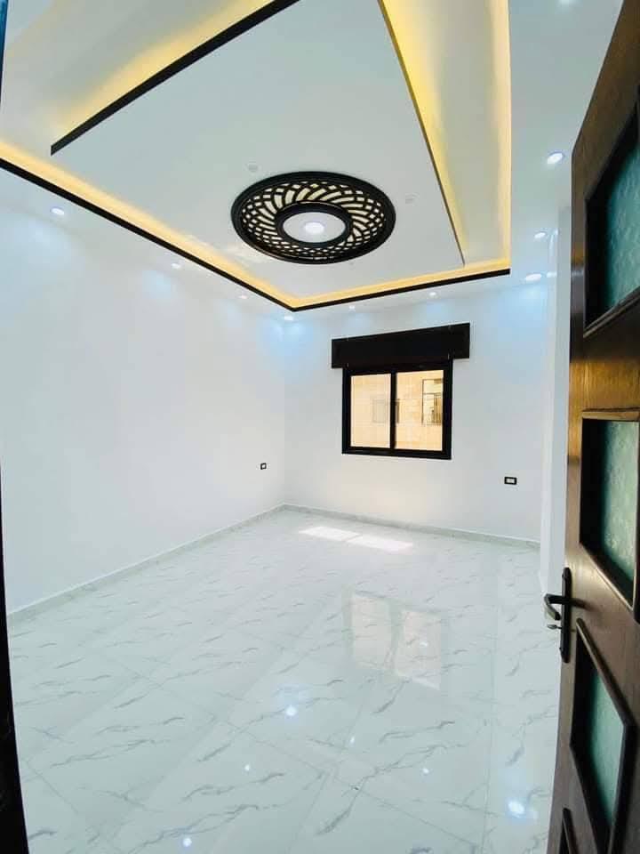 شقة للبيع ب معضمية الشام طابق تاني فني