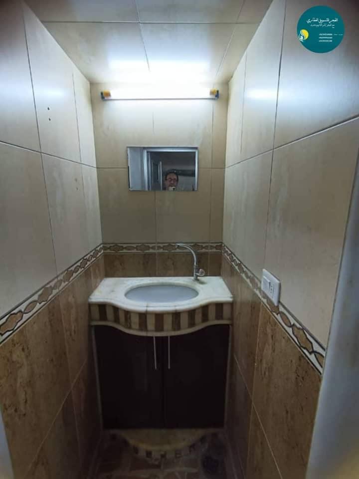 للبيع شقة زاوية في حماة القصور نزلة جامع اديب