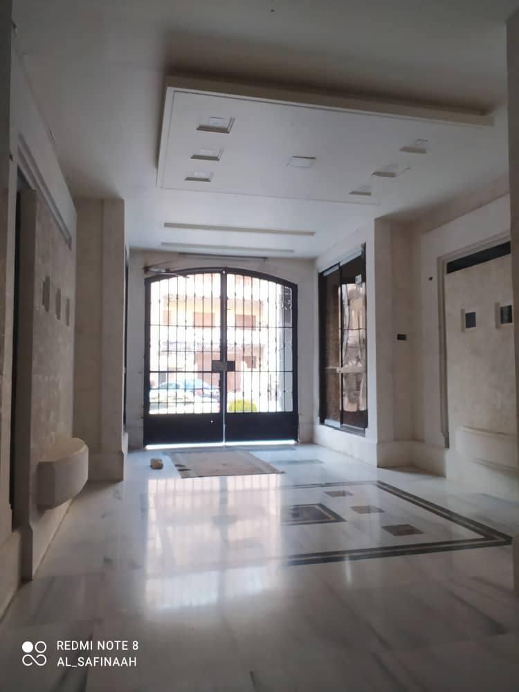 للبيع شقة سكنية في حي الفرقان المربع الذهبي