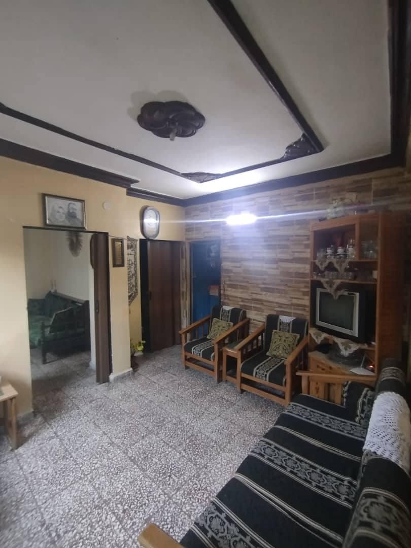 شقه للبيع في اللاذقيه غرفتين وصالون مساحه 65م٢