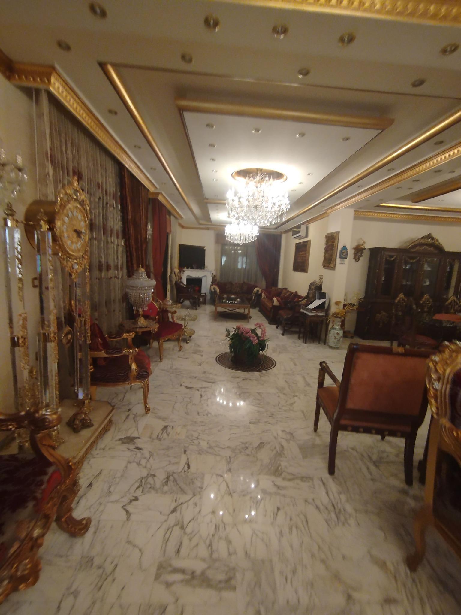 منزل للبيع بمنطقة أستراد التربيه على الشارع مباشر