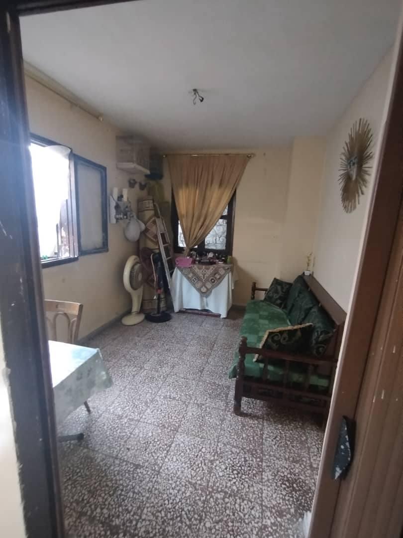 شقه للبيع في اللاذقيه غرفتين وصالون مساحه 65م٢