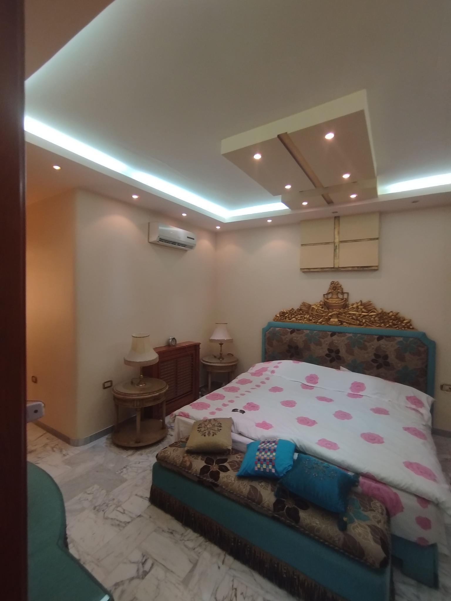 منزل للبيع بمنطقة أستراد التربيه على الشارع مباشر