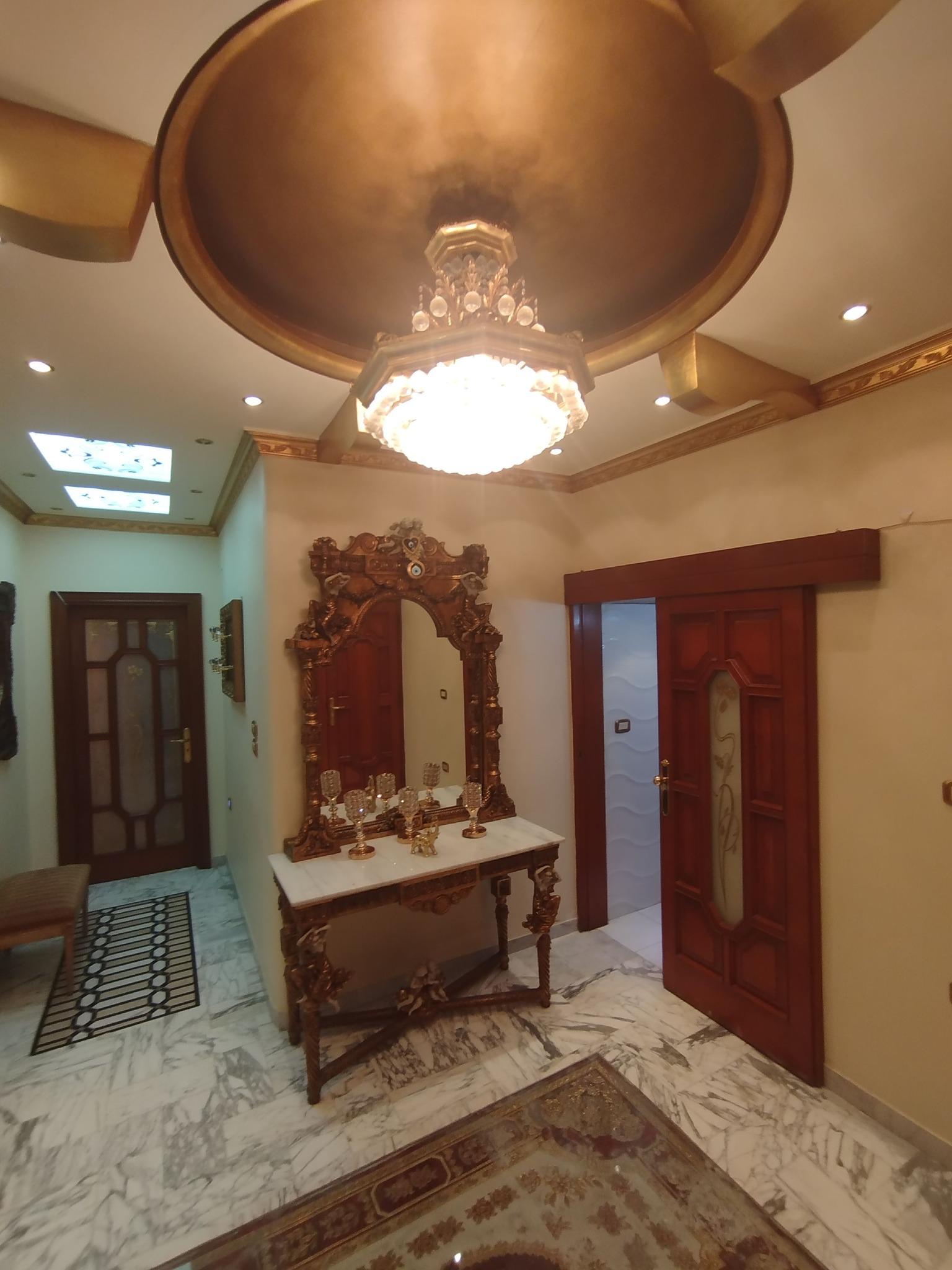 منزل للبيع بمنطقة أستراد التربيه على الشارع مباشر