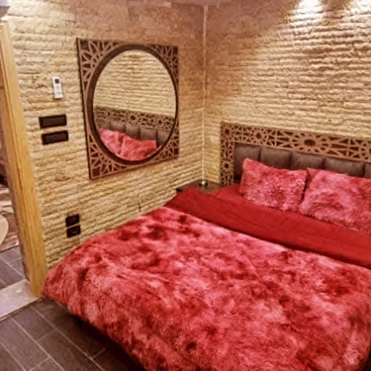 استديو (سويت) مفروش ديلوكس للاجار ضمن مركز العاصمة دمشق