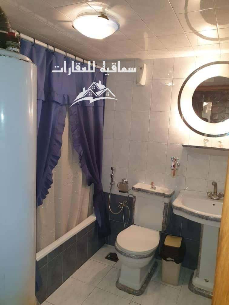 شقه للبيع في حي الخالديه آخر شارع النيل