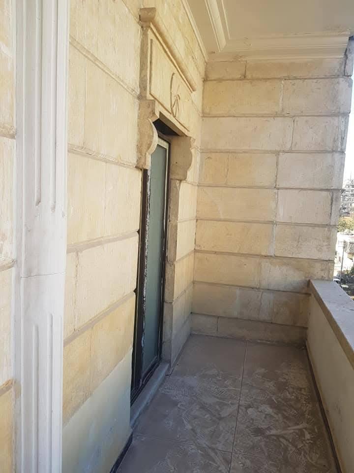 شقة سكنية بصلاح الدين شارع رجعة الباص على الرئيسي مباشر