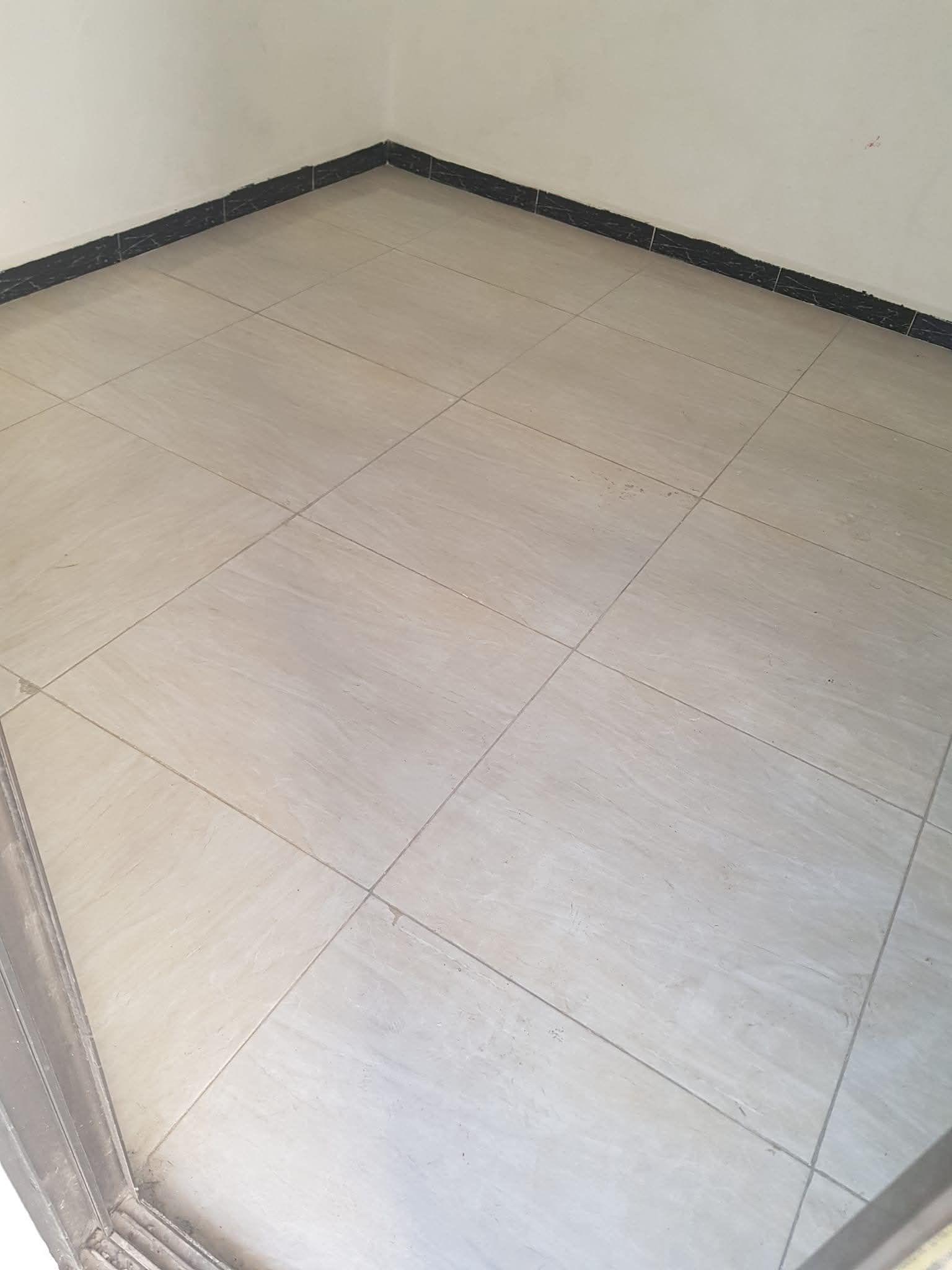 شقة سكنية بصلاح الدين شارع رجعة الباص على الرئيسي مباشر